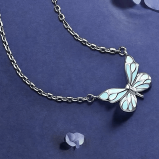 Collier Papillon  Lumineux