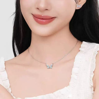 Collier Papillon  Lumineux