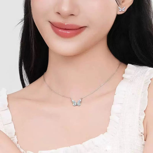 Collier Papillon  Lumineux