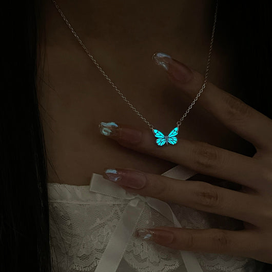 Collier Papillon  Lumineux