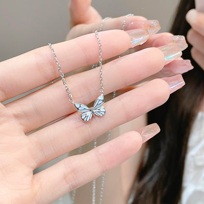 Collier Papillon  Lumineux